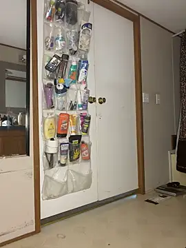 tastemecaroline online show from April 2026 02:28:02 PM