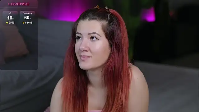 Snapshot of EvaMo0n chatting on March 2026 04:40:02 AM EvaMo0n online show from March 2026 04:40:02 AM