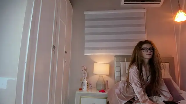 Snapshot of isabela__x chatting on February 2026 11:32:01 AM isabela x online show from February 2026 11:32:01 AM