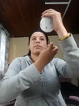 keileen luna online show from April 2026 01:17:01 PM
