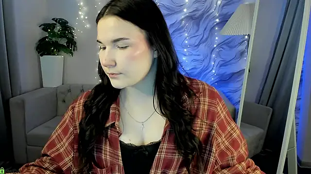 Snapshot of Mira_Silk chatting on February 2026 03:16:02 AM Mira Silk online show from February 2026 03:16:02 AM