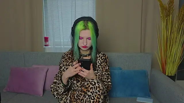 ToxicKittyy online show from February 2026 02:43:02 PM