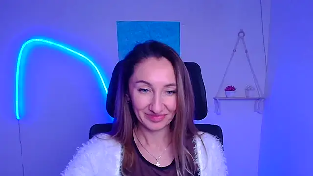 Diana Sweeet  online show from January 2026 02:22:02 PM