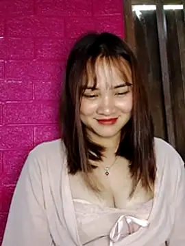 Lisakeem online show from April 2026 09:10:02 AM