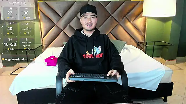 Snapshot of Salvattore_Muller chatting on February 2026 05:53:02 PM Salvattore Muller online show from February 2026 05:53:02 PM