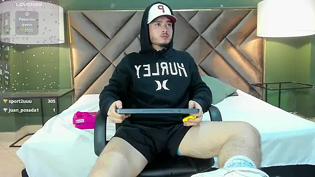 Snapshot of Salvattore_Muller chatting on February 2026 10:44:02 AM Salvattore Muller online show from February 2026 10:44:02 AM