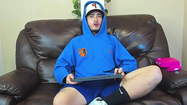 Snapshot of Salvattore_Muller chatting on February 2026 06:26:01 AM Salvattore Muller online show from February 2026 06:26:01 AM