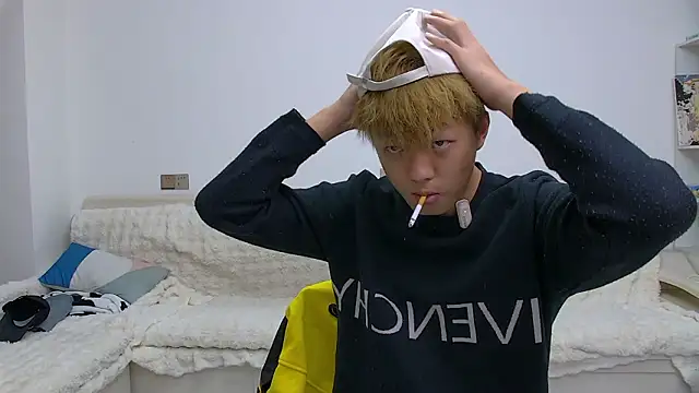 Chocolates-001 online show from February 2026 10:58:02 AM