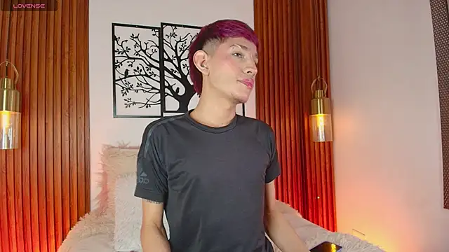 Taylor Snow online show from February 2026 08:51:02 PM