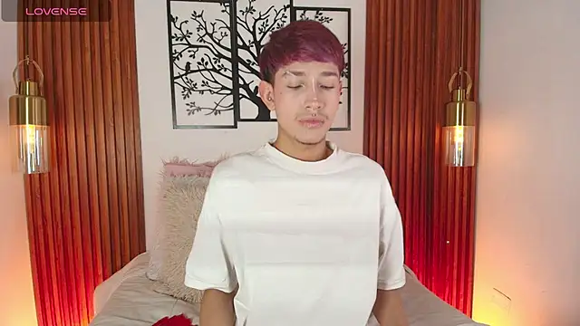 Taylor Snow online show from February 2026 08:04:01 PM