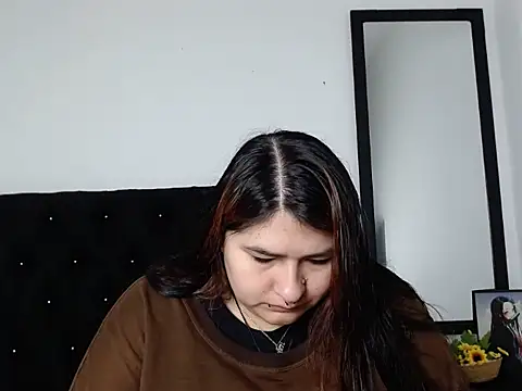 Snapshot of LauraHorny69 chatting on February 2026 12:49:01 PM LauraHorny69 online show from February 2026 12:49:01 PM