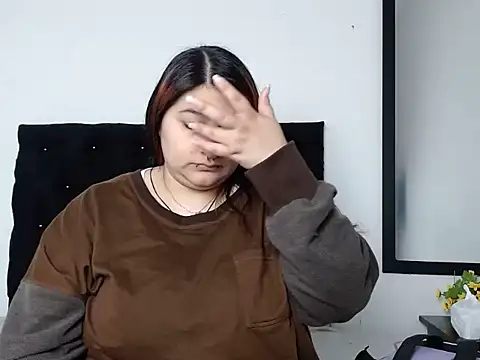 Snapshot of LauraHorny69 chatting on February 2026 01:01:02 PM LauraHorny69 online show from February 2026 01:01:02 PM