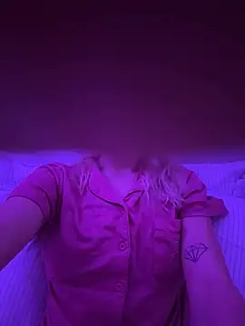 SexySkiBunny online show from January 2026 06:30:02 AM