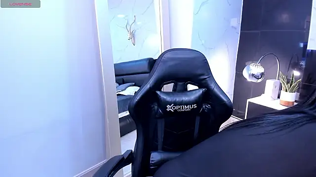 KomiCatt online show from March 2026 06:22:02 PM