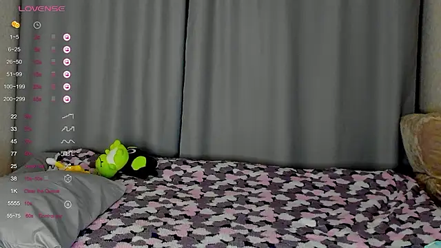 Allettaevee online show from February 2026 12:59:01 AM