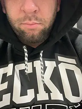 Snapshot of J_thebeastxxx chatting on February 2026 01:46:01 AM J thebeastxxx online show from February 2026 01:46:01 AM