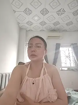 Famrita online show from April 2026 11:04:02 AM