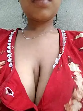 knightqueen12 online show from February 2026 05:27:02 AM