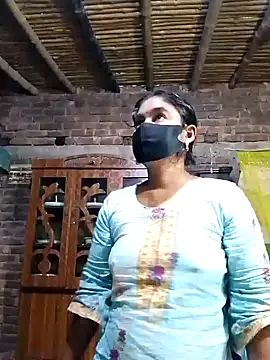 Hot Sweeti online show from April 2026 09:57:02 PM