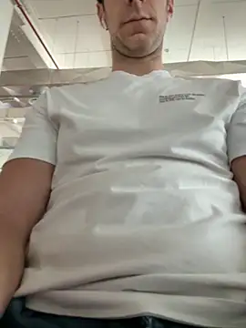 badCecio online show from April 2026 12:11:02 PM