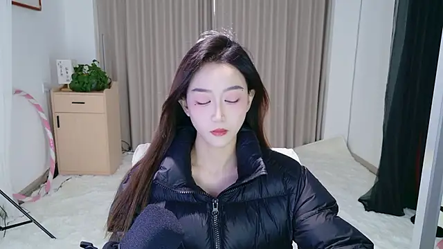 Dancing-Coco12 online show from February 2026 03:56:01 AM