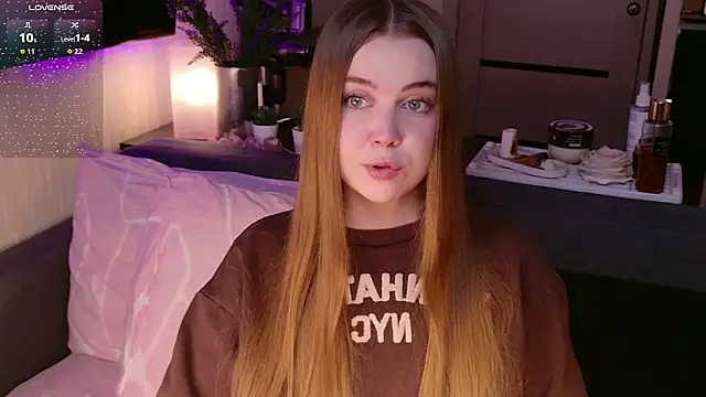 bratwifelina online show from March 2026 08:59:02 PM