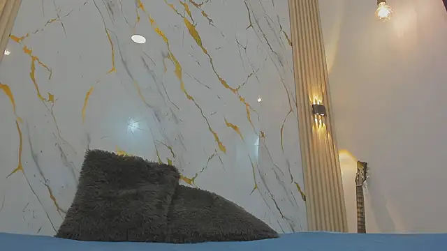 Snapshot of Zoey_Taylor07 chatting on February 2026 12:27:01 PM Zoey Taylor07 online show from February 2026 12:27:01 PM