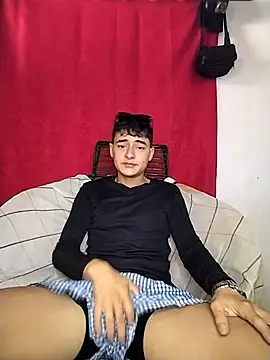 attractive-sexx online show from February 2026 01:03:02 PM