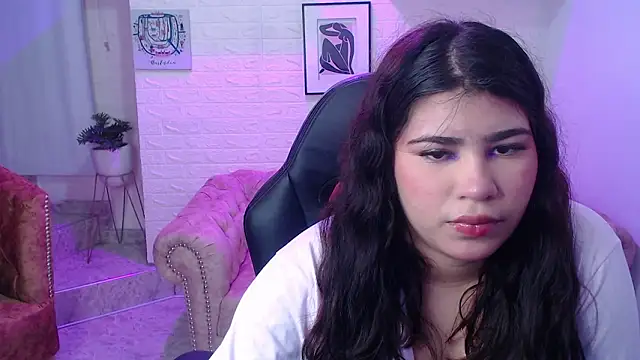 Snapshot of carolineeh_ chatting on January 2026 09:51:01 PM carolineeh online show from January 2026 09:51:01 PM