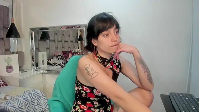 JenniQ69 online show from February 2026 01:50:02 PM