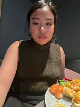 Snapshot of TitiTinyThai chatting on July 2026 03:27:02 PM TitiTinyThai online show from July 2026 03:27:02 PM