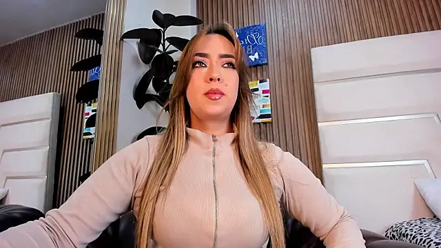 Snapshot of Xara_Shadow chatting on February 2026 10:43:01 PM Xara Shadow online show from February 2026 10:43:01 PM