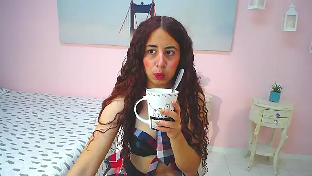 scarlett clyde online show from March 2026 12:33:02 PM