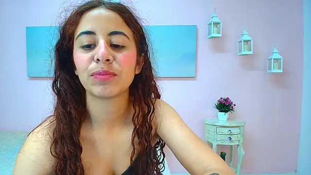 scarlett clyde online show from July 2026 12:44:02 PM