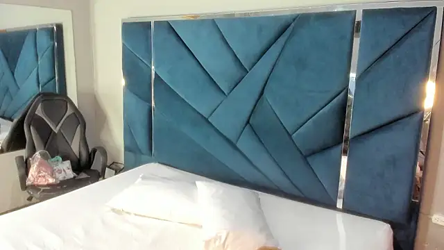 CottonCloud20 online show from February 2026 03:01:01 PM