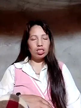 Gummiesu online show from April 2026 09:01:01 PM