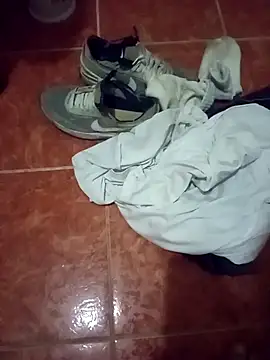 angelguere online show from February 2026 05:25:02 AM