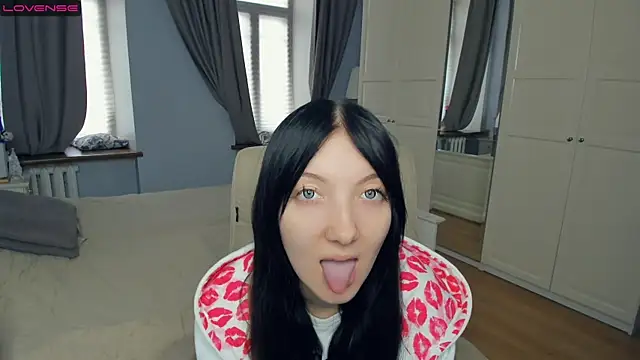 RoxanneComisky online show from February 2026 06:50:01 AM