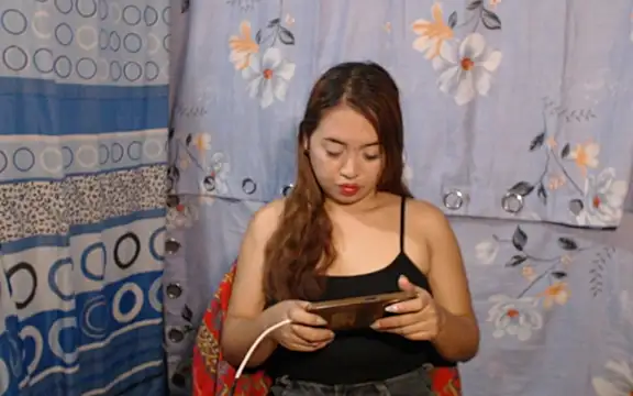 Snapshot of pinay_mayahiga chatting on February 2026 06:37:01 AM pinay mayahiga online show from February 2026 06:37:01 AM