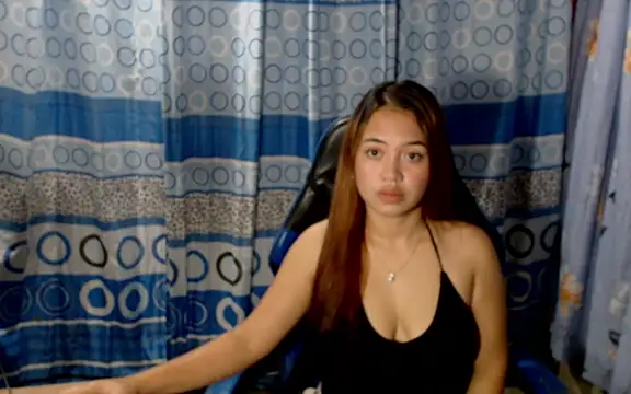 pinay mayahiga online show from April 2026 02:10:02 PM