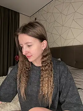 Dream Woman4U online show from April 2026 03:23:01 AM