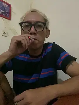 Snapshot of Mrrangen chatting on February 2026 12:27:01 PM Mrrangen online show from February 2026 12:27:01 PM