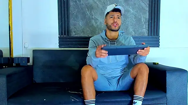 Snapshot of Angel_Villareal chatting on February 2026 04:27:02 AM Angel Villareal online show from February 2026 04:27:02 AM