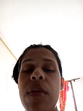 mitzukywinteer online show from February 2026 06:11:02 PM