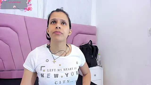 mitzukywinteer online show from March 2026 08:22:02 PM