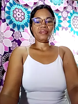 Snapshot of Yandris_1212 chatting on April 2026 01:05:02 PM Yandris 1212 online show from April 2026 01:05:02 PM