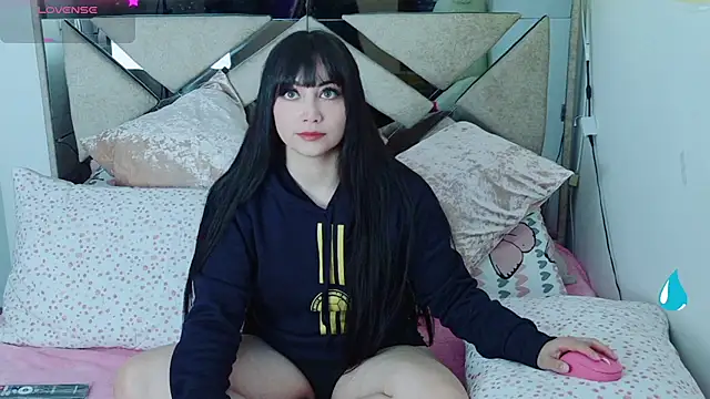 Sabrinaaa   online show from July 2026 03:27:02 PM