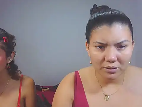 Snapshot of Helena-Paola chatting on February 2026 05:13:02 AM Helena-Paola online show from February 2026 05:13:02 AM