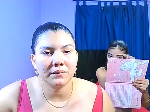 Snapshot of Helena-Paola chatting on February 2026 11:56:02 PM Helena-Paola online show from February 2026 11:56:02 PM