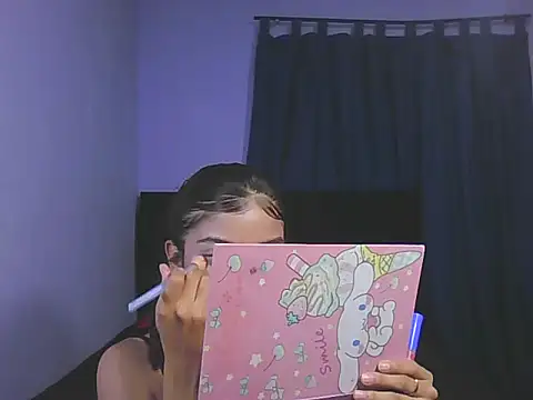 Snapshot of Helena-Paola chatting on February 2026 11:33:02 PM Helena-Paola online show from February 2026 11:33:02 PM